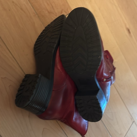 Worn a handful of times, Miz Mooz Red Leather  Jozie Ankle Boots - Picture 6 of 8